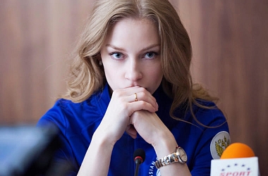 Какие часы носит героиня Ходченковой в «На острие»?