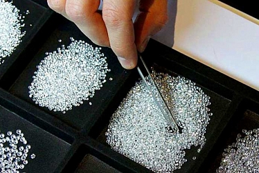 Светлое будущее для алмазной торговли