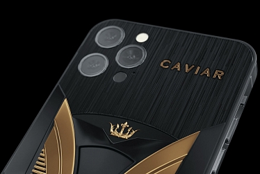 Caviar представила электрокар Tesla Model S в люксовом дизайне и смартфоны к нему